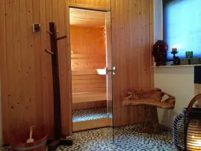 Vivenda de luxo com sauna familiar, banheira de hidromassagem ao ar livre, Wi-Fi, perto da praia (500 m) - Image 3