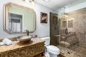Pool and Jacuzzi + Rock slide + FUN amenities for all! - Image 5