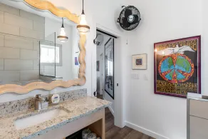 Boutique Hotel Folly Room 2: King Suite with large private balcony in the heart of Folly Beach - Image 4