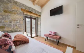 Gorgeous home in Buzet with private swimming pool, can be inside or outside - Image 3