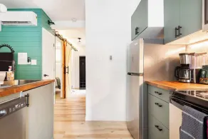 Tiny House Apt in Little Italy w OffStreet Parking - Image 4