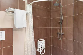 La Sarrazine-Gite familial-Piscine - Image 4