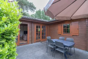 Chalet with an open-plan kitchen and dishwasher - Image 5