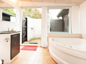 6 person holiday home in Dronningmølle-By Traum - Image 3