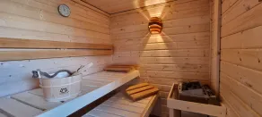 Charming apartment with sauna and large terrace, just a few steps from the beach. - Image 3