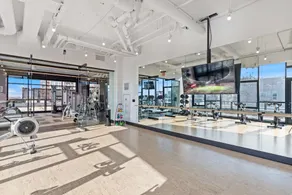Luxe 1BR: Unmatched Views & Location - Image 4