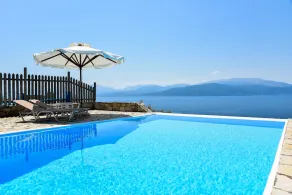 Private Villa with Breathtaking sea view, Swimming pool, Near the beach - Image 4