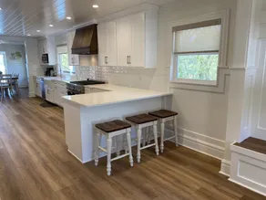3rd Nt FREE in Oct and Nov, Luxury Home on the Lake Private Pier, Sleeps 18! - Image 5