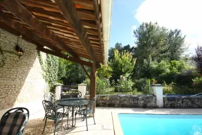 Large private Charentaise home with pool and beautiful gardens sleeps 10-13 - Image 2