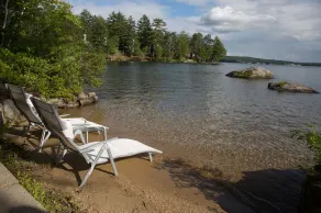 MIETEN SIE IHRE EIGENE INSEL AM WINNIPESAUKEE-SEE IN PAUGUS BAY, MIT ULTIMATIVER DATENSCHUTZ - Image 4