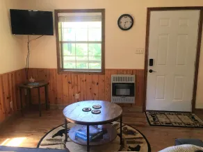 Red Oak Getaway - Image 3
