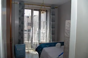 Lovely 2 Bedroom unit with beautiful views - Image 3