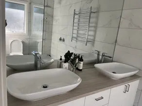 Relaxing getaway in our home away from home at Highbury rise - Image 3