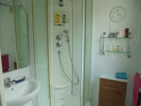 Karakterhus til 6 personer med indendørs og opvarmet pool - Image 4