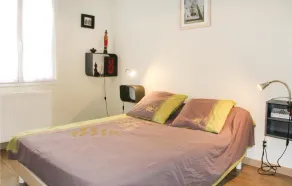 4 Bedroom Beautiful Home In Goult - Image 2