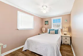 The Beach House on 1st Avenue - Image 4
