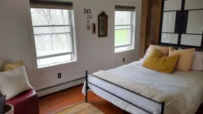 Modern Farmhouse; Quiet, Eclectic,Cozy, Fun, situated on a peaceful Creek. - Image 3