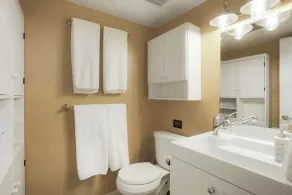 Newly Renovated-Spacious-20min to Den& Boulder-HotTub/Game Room/Basketball Court - Image 5