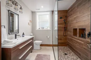 Private Queen Bed Studio near hiking, biking, golf, beach, spa and Blue Mountain - Image 3