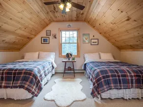 Family Chalet, Meadow Views & Gas Fireplace - Image 5