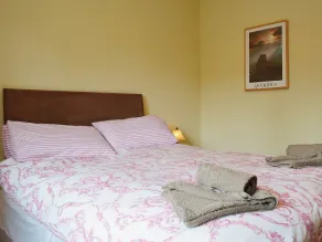 4 bedroom accommodation in Windermere - Image 5