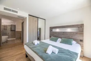 Villa 20 - Plage à pied - Piscine chauffée - Salle cinéma - Image 4