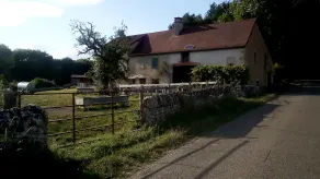 Old stone house - Image 4