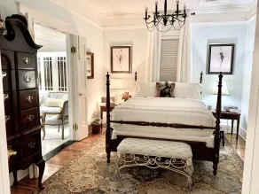 Luxurious and Relaxing Elegance Upstairs 🚭 - Image 3