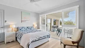 Whale Point Idyllic apartment Hideaway located in Point Arkwright with Ocean Views - Image 4