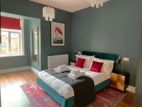 Luxury 3 Bedroom Apartment in the Heart of Yeovil - Image 5