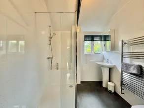 Countryside cottage near award-winning Woodchurch - Image 3
