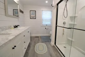 Expansive Home por Orleans Town Landing - Image 2