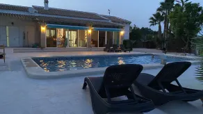 Villa moderne avec grand jardin et piscine sur la Costa Blanca près de la mer - Image 4