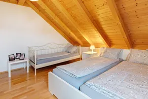Sonnige Ferienwohnung mit Balkon und WLAN - Image 4