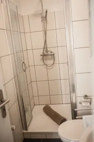PS2: 2-room apartment, south of Trier, quiet courtyard, good public transportation - Image 4