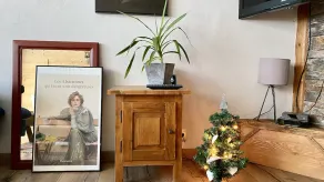 At the foot of the slopes balcony with view and wood-burning stove - Image 3