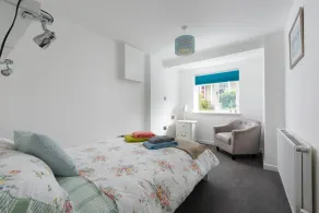 Beach, dog and family friendly holiday home sleeping up to 6 in Combe Martin - Image 5