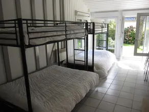 House surrounded by greenery, near a river, with 5 bedrooms (sleeps 15) - Image 3