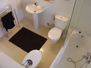 Duplex centro Sitges a 50 metros playa- WIFI gratis, A/C y Parking privado - Image 4