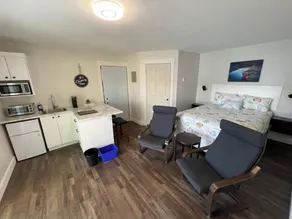 Bliss by da Bay Deluxe suite 5 - Image 3