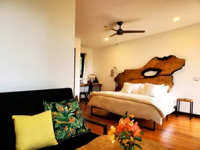 Cabana 1 -Modern amenities cabin, on the banks of the Belize River - Image 2