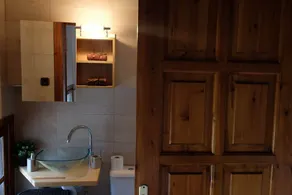 VILLA SOFIA (1st floor self-contained apartment) - Image 4