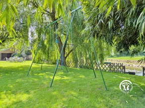 \"Grande maison paisible à la campagne avec jardin paysager, proche étangs et activités de plein air\" - Image 2