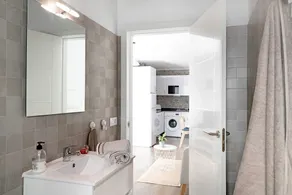 Vacation Apartment 'Toledo' with Sea View, Private Terrace and Wi-Fi - Image 3
