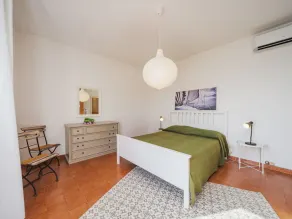 Schönes alleinstehendes Ferienhaus für 6 Gäste mit  W-LAN, Klimaanlage, TV und Innenhof - Image 5