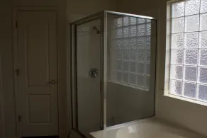 Schönes Starterhaus ideal für Familien, die mit Haustieren umziehen - Image 4