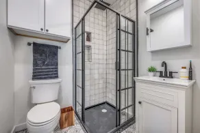 The Vanderbilt Mansion Apt 9 Near Downtown and TWU - Image 3
