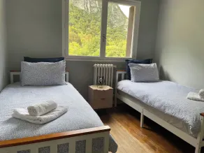 Spacious Alpine 3-bedroom Pyrenees Apartment - Image 5