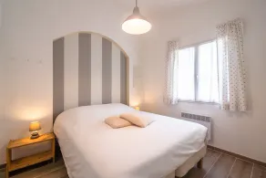 Villa in Pouzols with Private Pool & Vineyards - Image 5