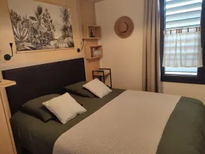 5-person cottage with jacuzzi and pool 300m from the beach - Image 4